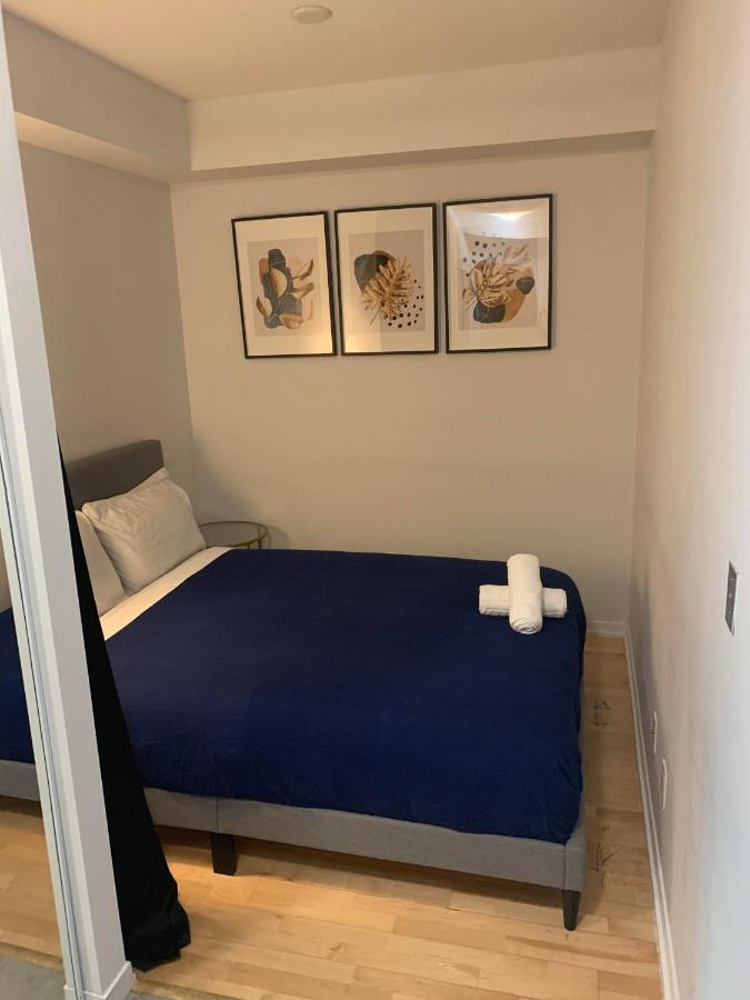 Stylish Newly Furnished Condo With Beautiful Lake View Toronto Esterno foto